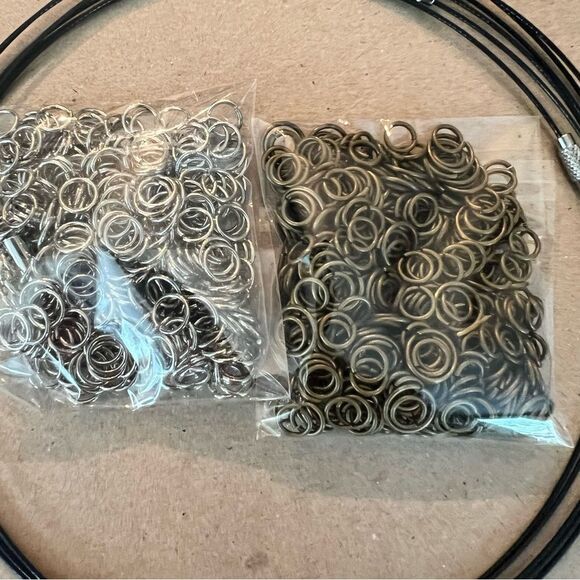 Over 10 Bundles of Jewelry Making Supplies - Picture 4 of 12